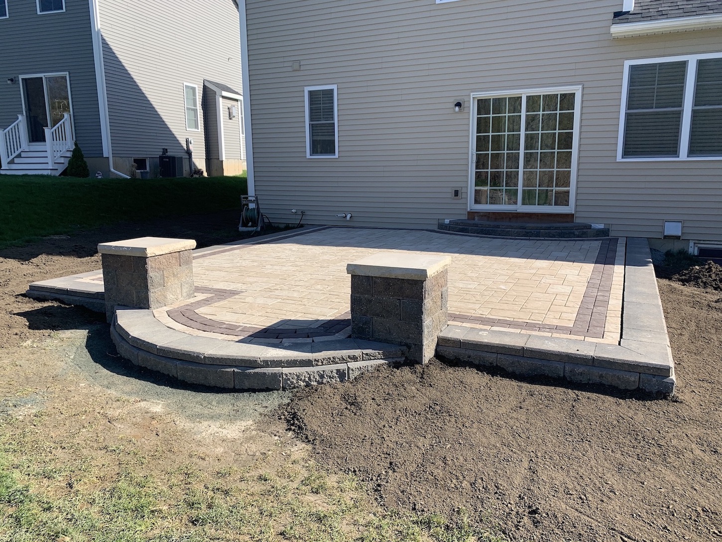 Paver patio built by experts