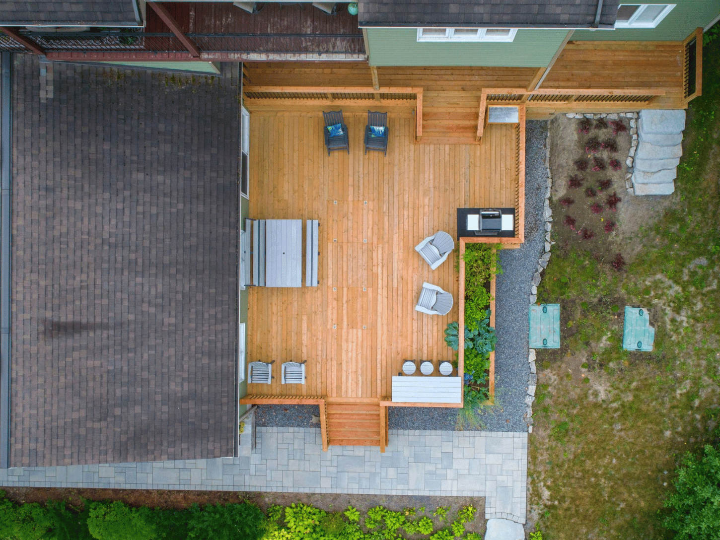 Deck built by experts of RPM Outdoor Living Services