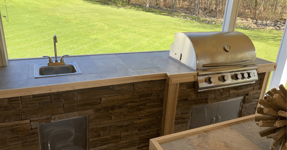 Outdoor kitchen